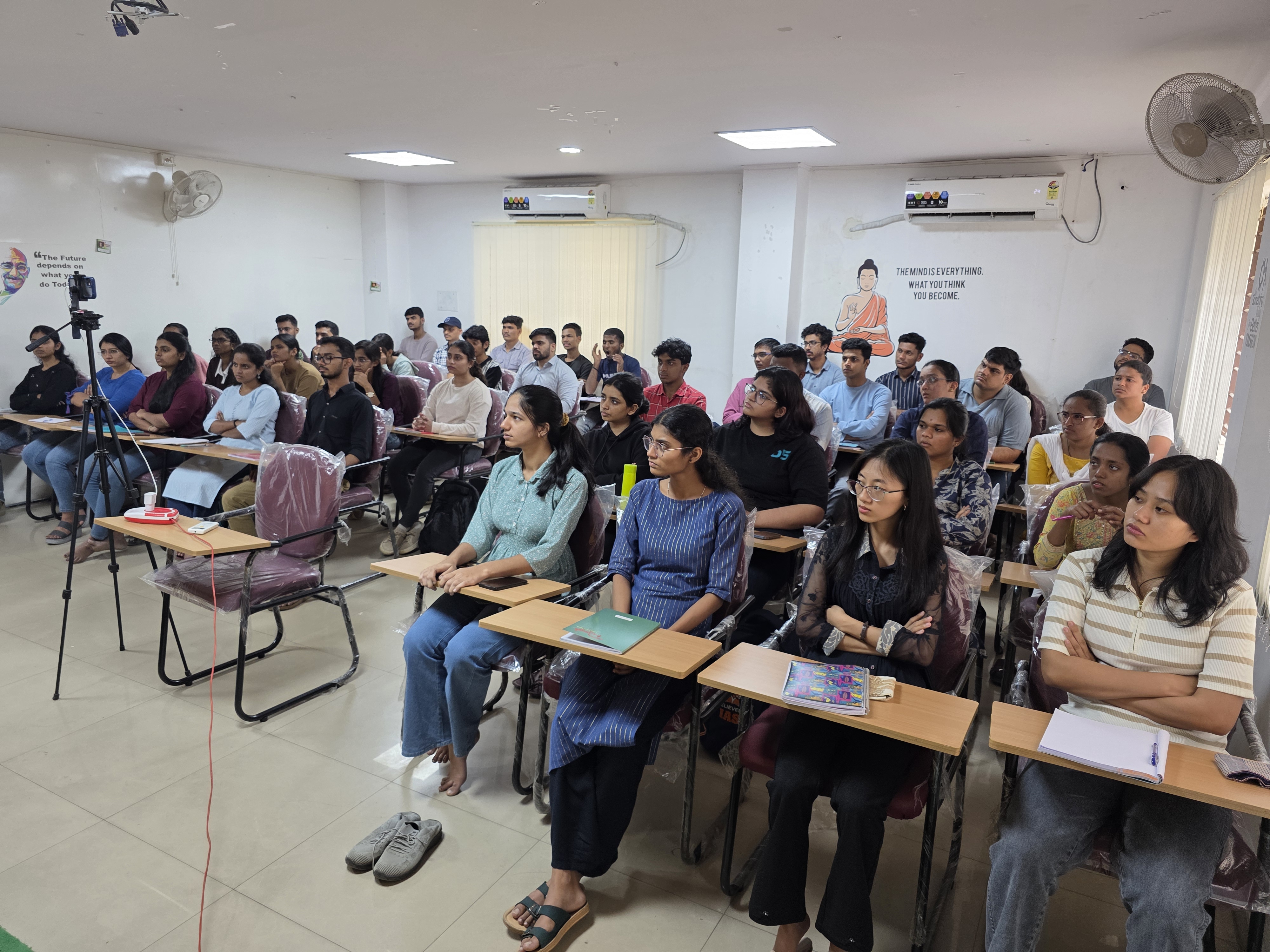 Online GS programme โ aspirants learning at Believers IAS Academy