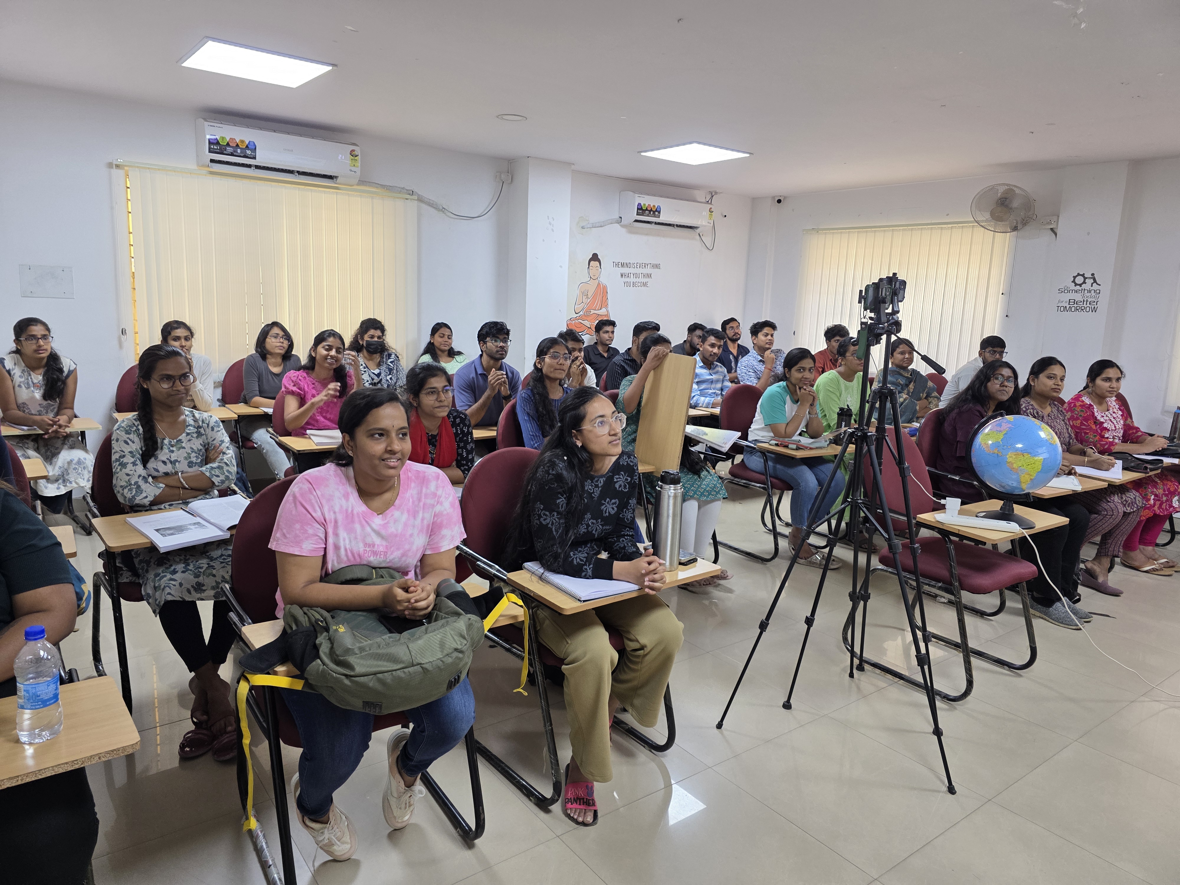 GS Foundation programme โ aspirants learning at Believers IAS Academy